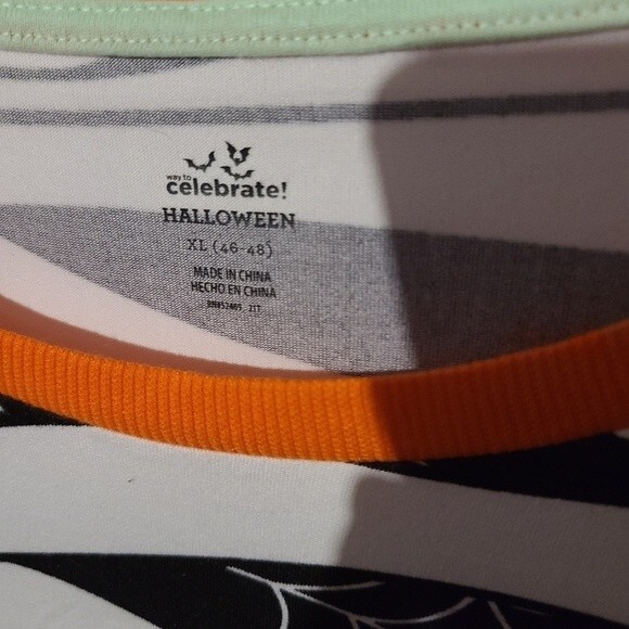 Mens 2pc Halloween pajamas GLOW in the dark. XL - Picture 3 of 7